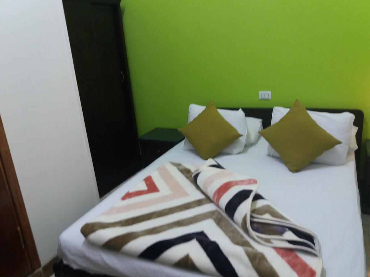 Cairo Golden Plaza Hostel Esterno foto